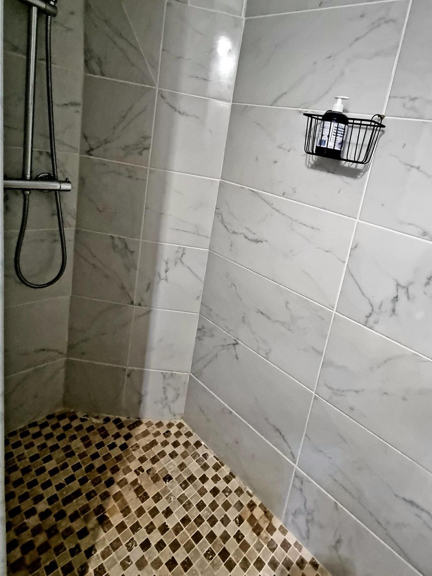 Appart T2 Vieux Port Place Daviel Marseille Luaran gambar